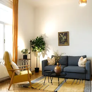 stilvolles-apartment-im-zentrum.graz-austria-hotels.com/