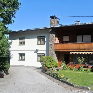 https://haus-stratton.innsbruckaustriahotels.com