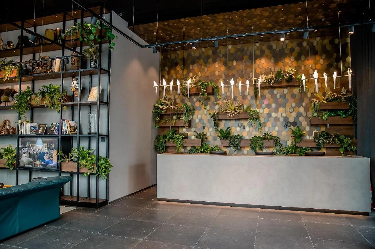 Motel One Innsbruck Hotel