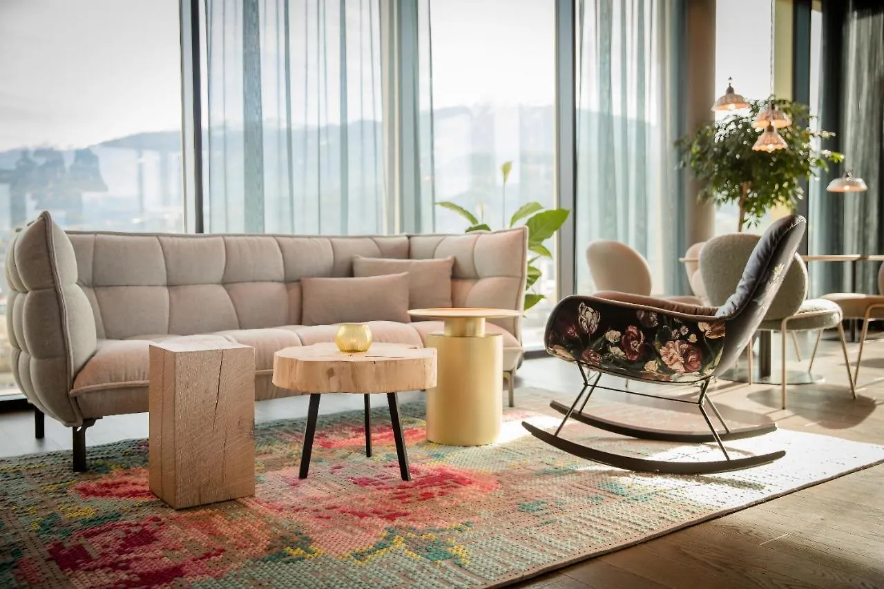 Motel One אינסברוק 3*,